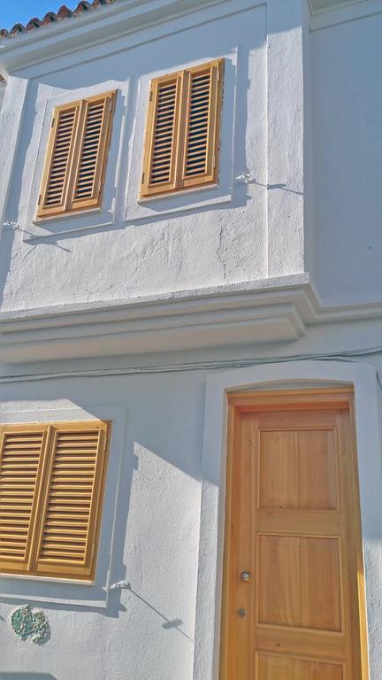 Efharisto Hotel Bozcaada Exterior foto
